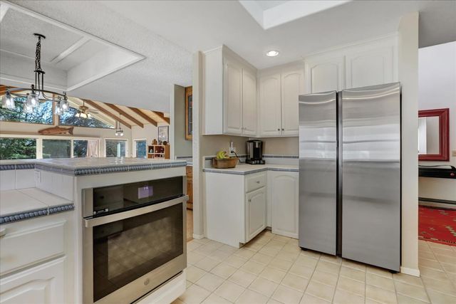17789 Jayhawk Dr, Penn Valley, CA 95946