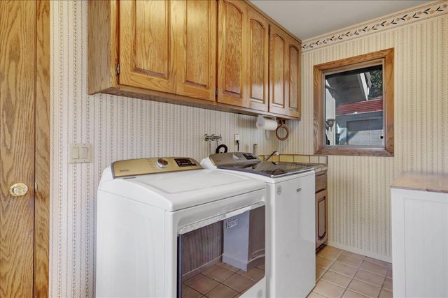 17789 Jayhawk Dr, Penn Valley, CA 95946