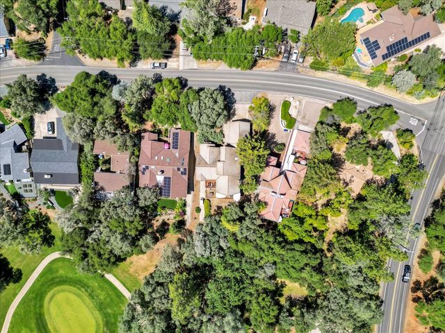 17789 Jayhawk Dr, Penn Valley, CA 95946