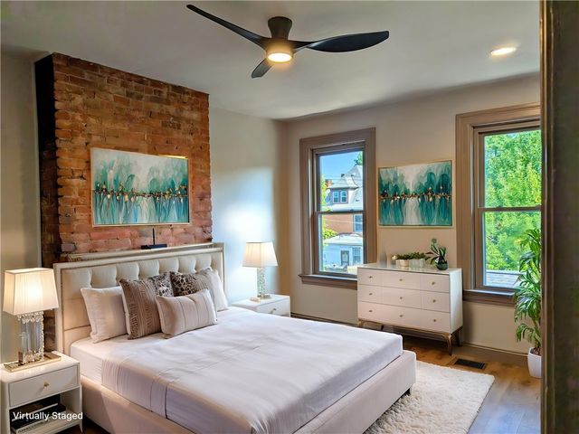 7121 Race St, Homewood Brushton, PA 15208