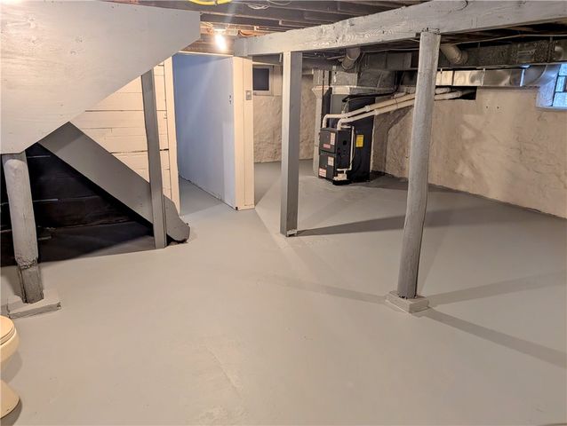 7121 Race St, Homewood Brushton, PA 15208