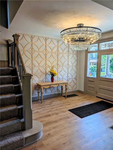 7121 Race St, Homewood Brushton, PA 15208