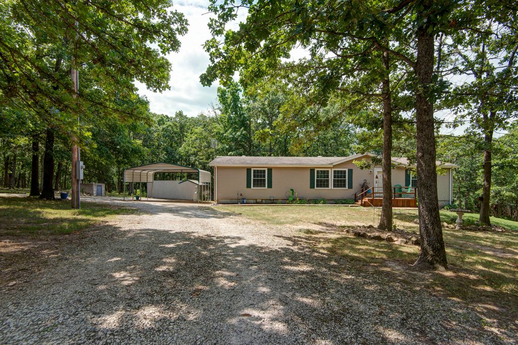 17868 Highway U, Hermitage, MO 65668