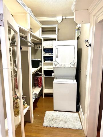 124 Mendoza Ave 2A, Coral Gables, FL 33134