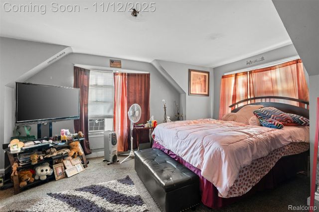 7705 Braile Street, Detroit, MI 48228