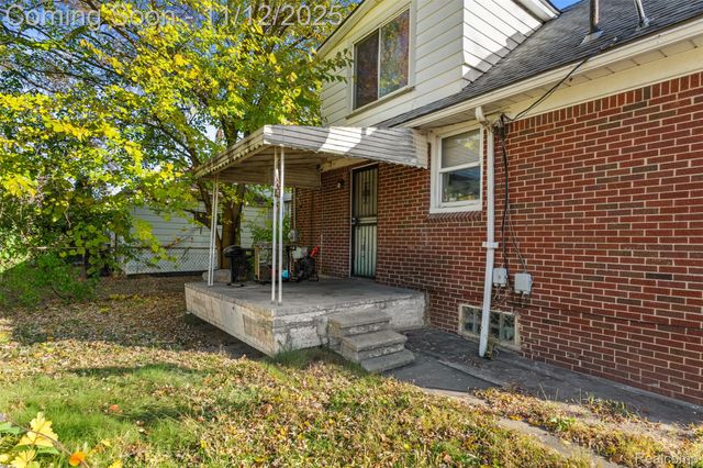7705 Braile Street, Detroit, MI 48228