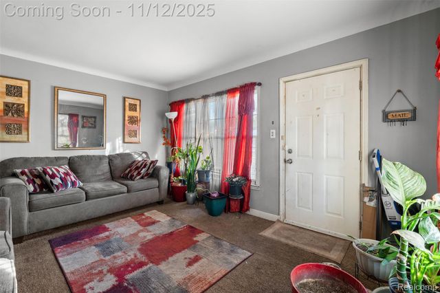 7705 Braile Street, Detroit, MI 48228