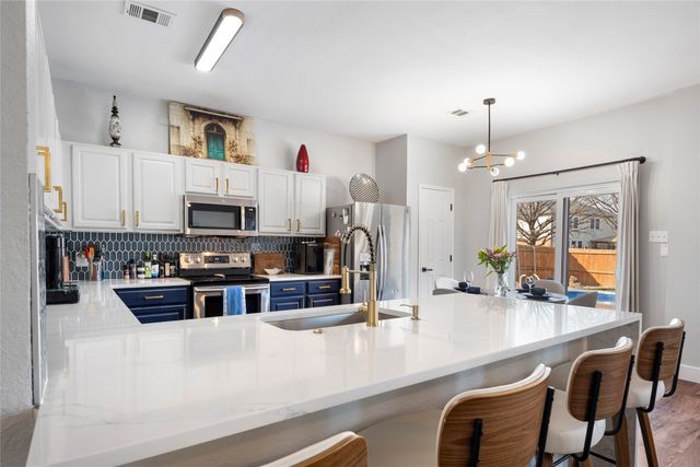 13713 Lost Spurs Road, Fort Worth, TX 76262