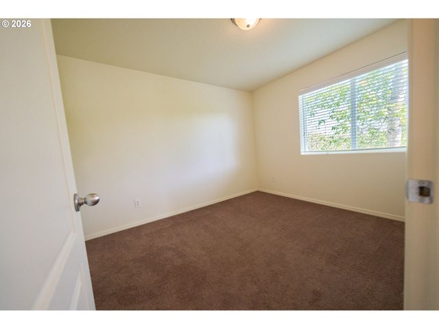 3317 Se 122ND Ave Se 9, Portland, OR 97236