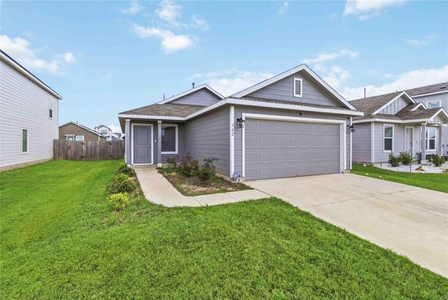 162 Agate Cliff DR, Maxwell, TX 78656