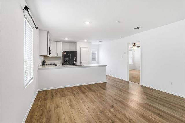 162 Agate Cliff DR, Maxwell, TX 78656