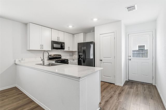 162 Agate Cliff DR, Maxwell, TX 78656