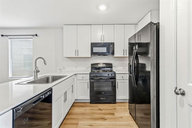 162 Agate Cliff DR, Maxwell, TX 78656