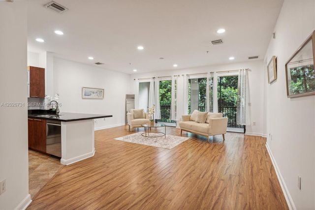 2925 NW 126th Ave 312-1, Sunrise, FL 33323
