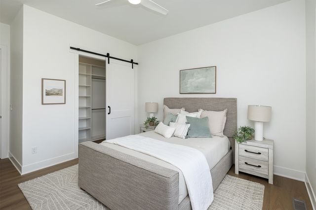 3927 Westgate Parkway, Clive, IA 50325