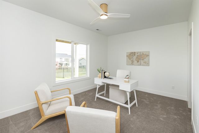 3927 Westgate Parkway, Clive, IA 50325