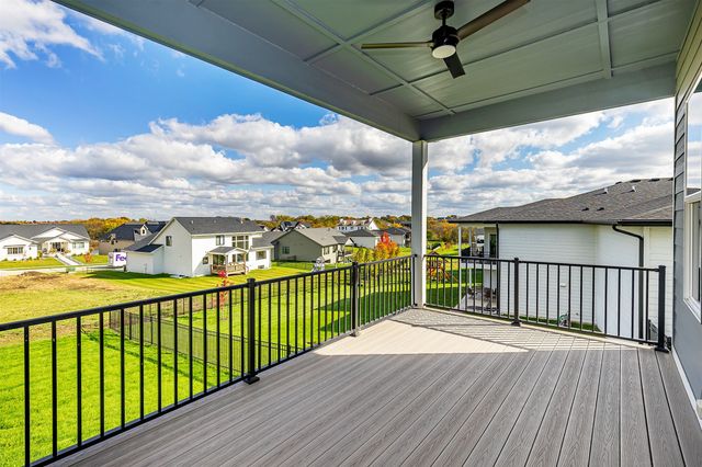 3927 Westgate Parkway, Clive, IA 50325