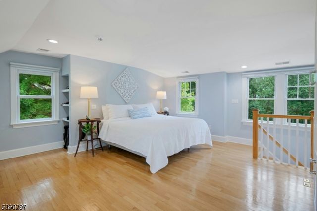 215 Kent Place Blvd, Summit City, NJ 07901