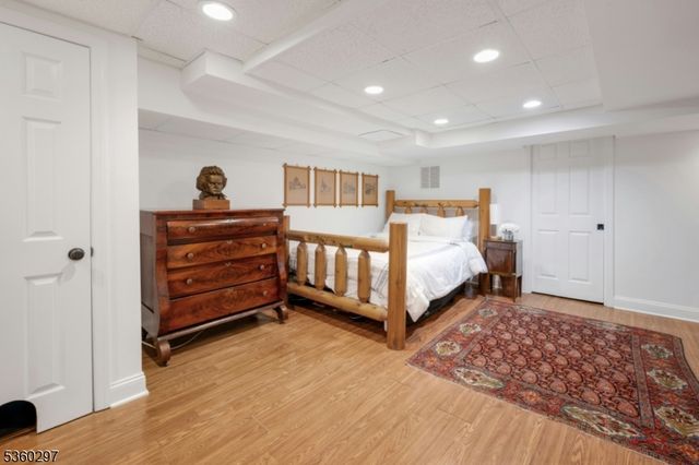 215 Kent Place Blvd, Summit City, NJ 07901