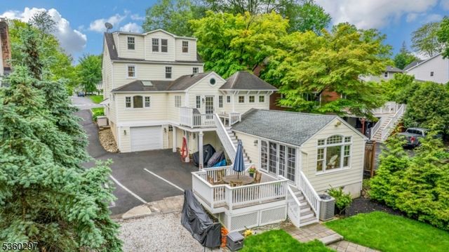 215 Kent Place Blvd, Summit City, NJ 07901