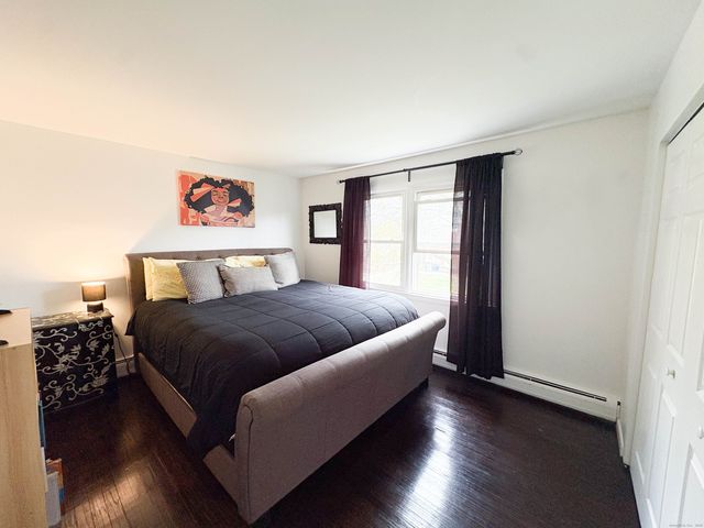 32 Karen Court b, Bridgeport, CT 06606