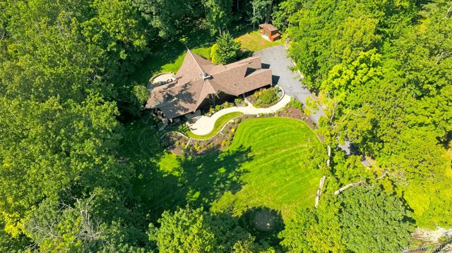 543 Scarborough Road, Briarcliff Manor, NY 10510