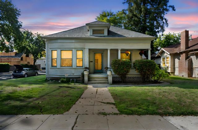 201 Poplar Ave, Modesto, CA 95354