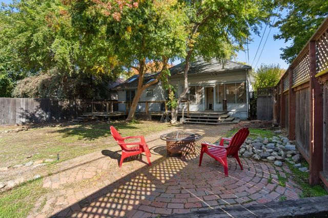 201 Poplar Ave, Modesto, CA 95354