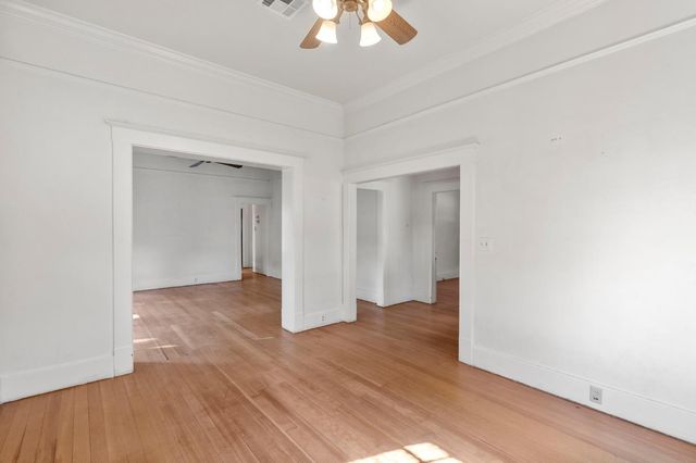 201 Poplar Ave, Modesto, CA 95354