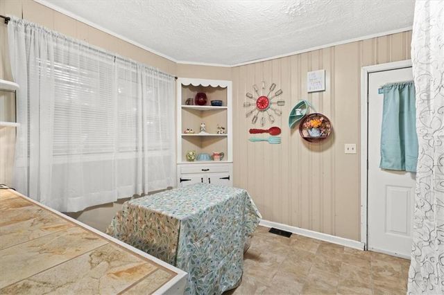 205 Rips Road, Calhoun, GA 30701