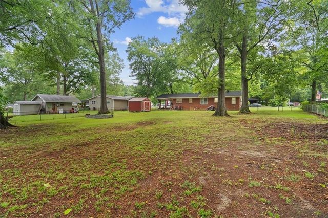205 Rips Road, Calhoun, GA 30701
