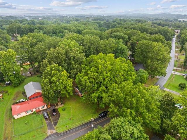 205 Rips Road, Calhoun, GA 30701