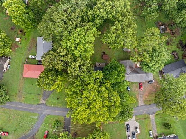 205 Rips Road, Calhoun, GA 30701