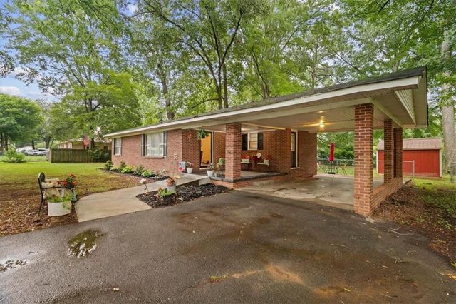 205 Rips Road, Calhoun, GA 30701