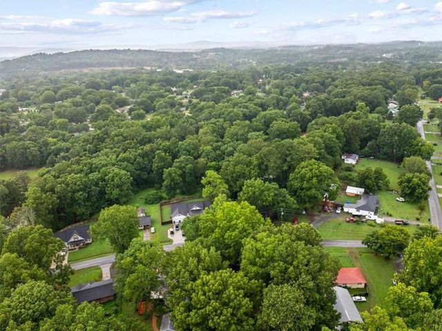 205 Rips Road, Calhoun, GA 30701