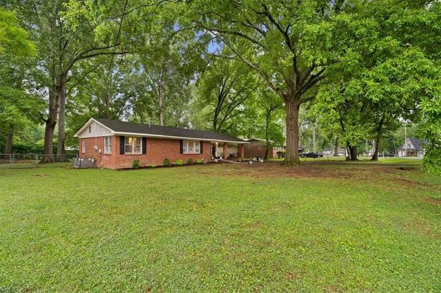205 Rips Road, Calhoun, GA 30701