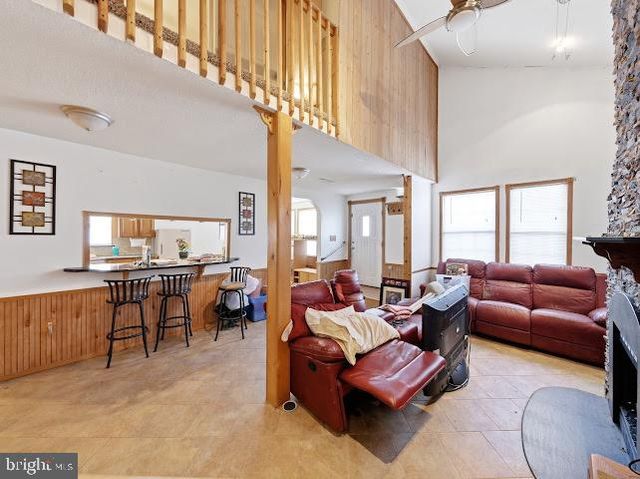 2384 WINSLOW RD, Williamstown, NJ 08094