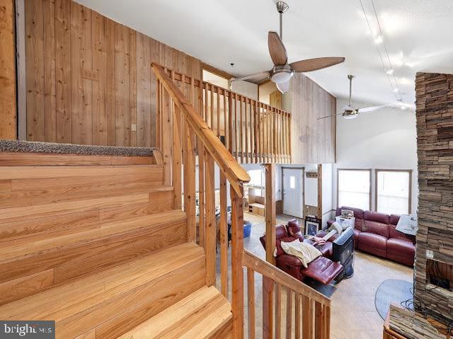 2384 WINSLOW RD, Williamstown, NJ 08094