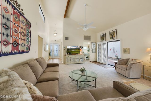9220 E Lakeside Court, Tucson, AZ 85749