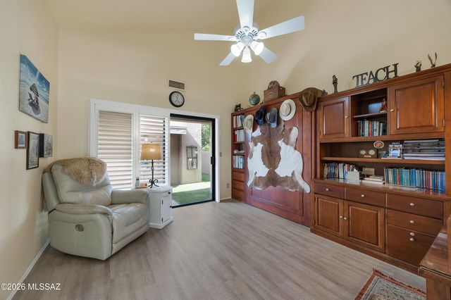 9220 E Lakeside Court, Tucson, AZ 85749