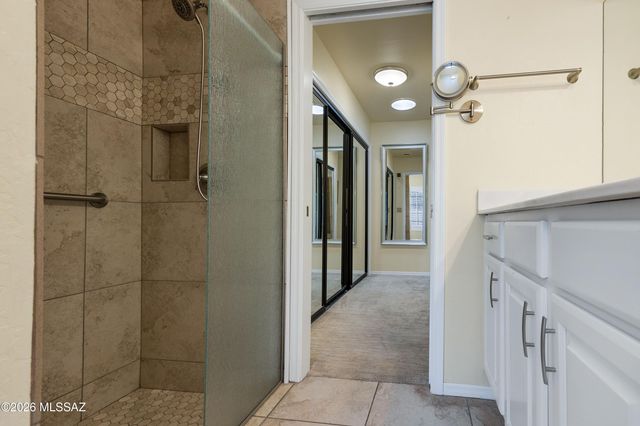 9220 E Lakeside Court, Tucson, AZ 85749