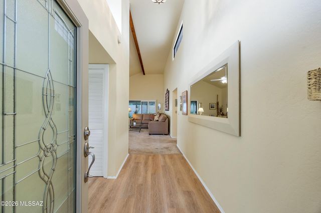 9220 E Lakeside Court, Tucson, AZ 85749