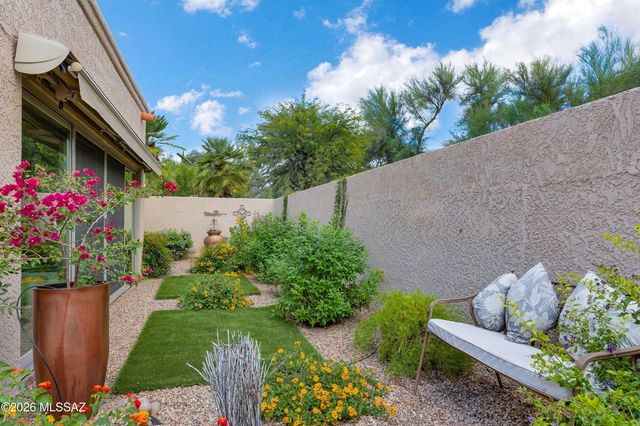 9220 E Lakeside Court, Tucson, AZ 85749