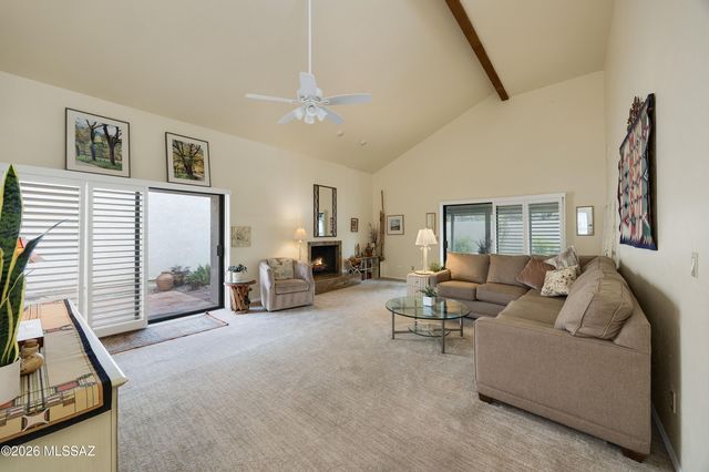 9220 E Lakeside Court, Tucson, AZ 85749