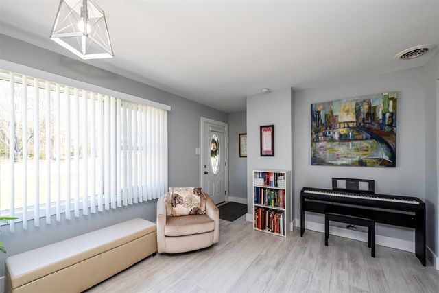 4568 Wil-O-Paw Drive, Coloma, MI 49038