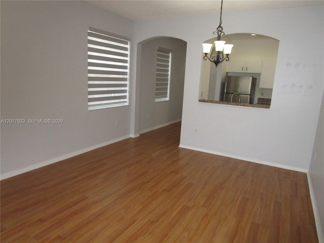 2261 NE 42nd Cir, Homestead, FL 33033