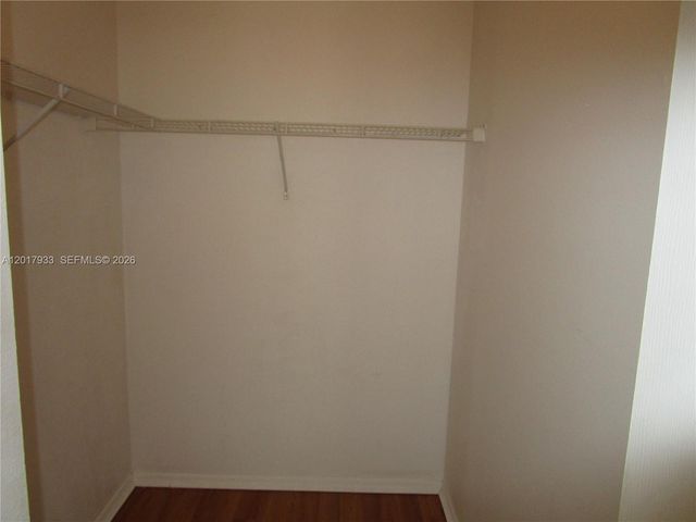 2261 NE 42nd Cir, Homestead, FL 33033