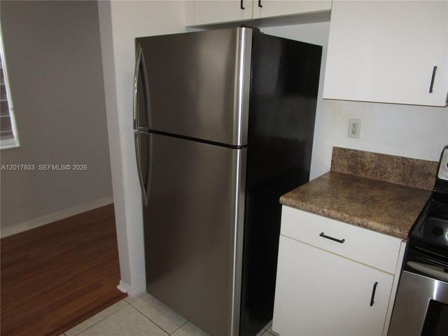 2261 NE 42nd Cir, Homestead, FL 33033