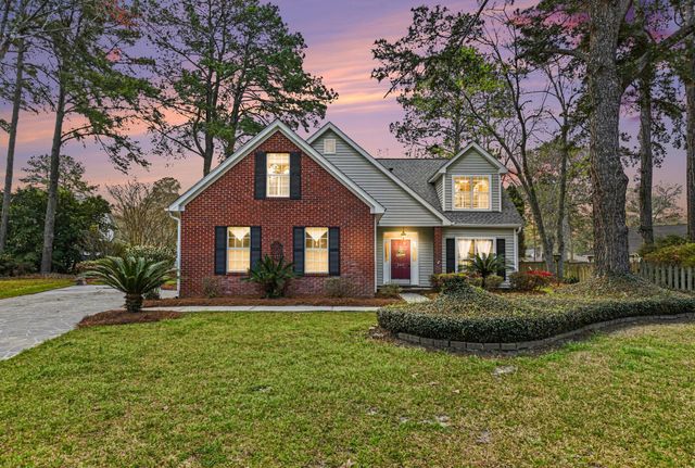 204 Wickford Court, Summerville, SC 29485