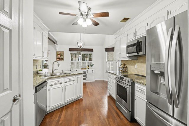 204 Wickford Court, Summerville, SC 29485
